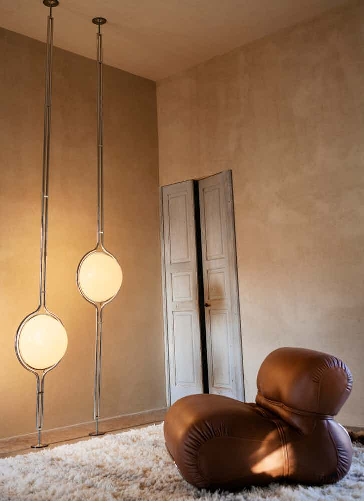 Tacchini Dana Floor To Ceiling Light