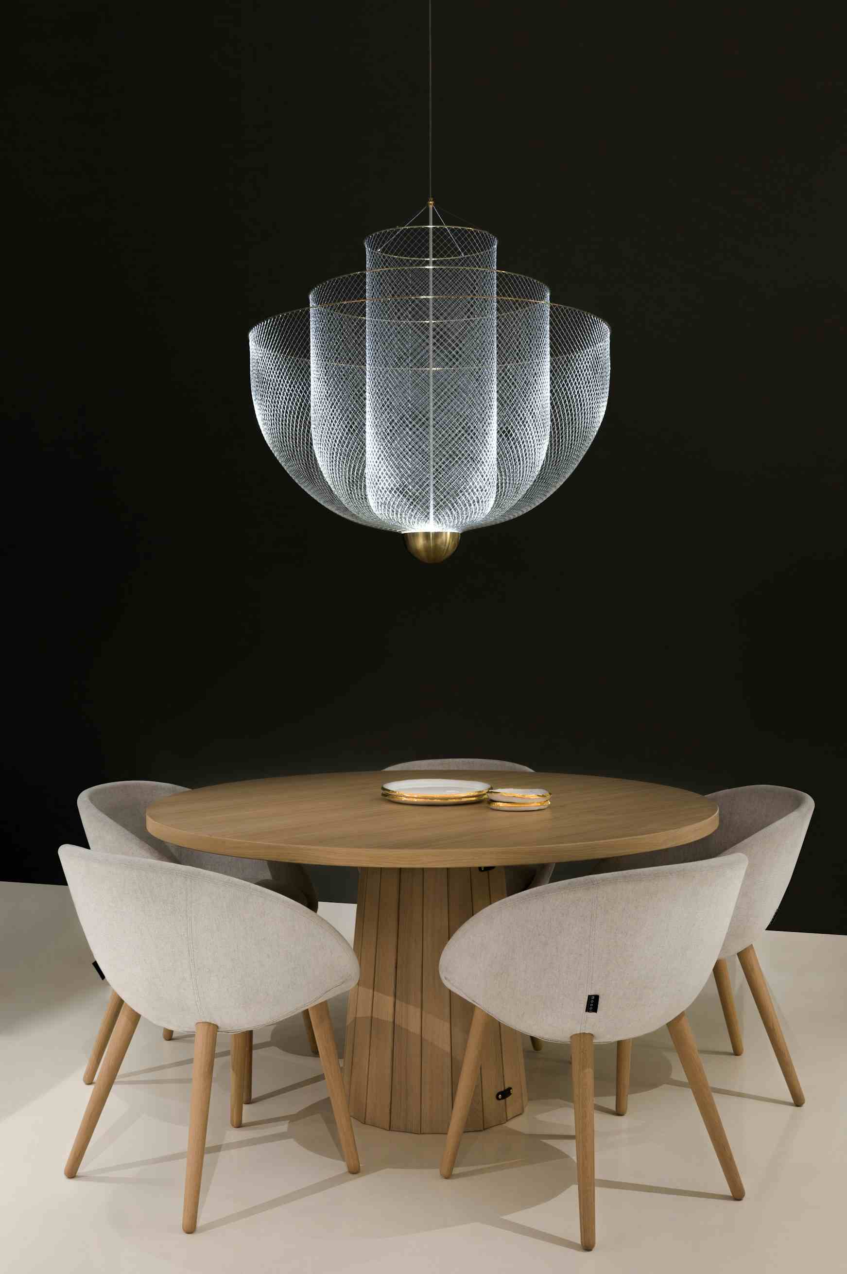 Moooi meshmatics chandelier dining insitu haute living