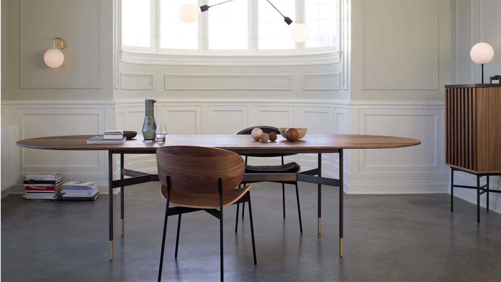 More Harri Extendable Dining Table