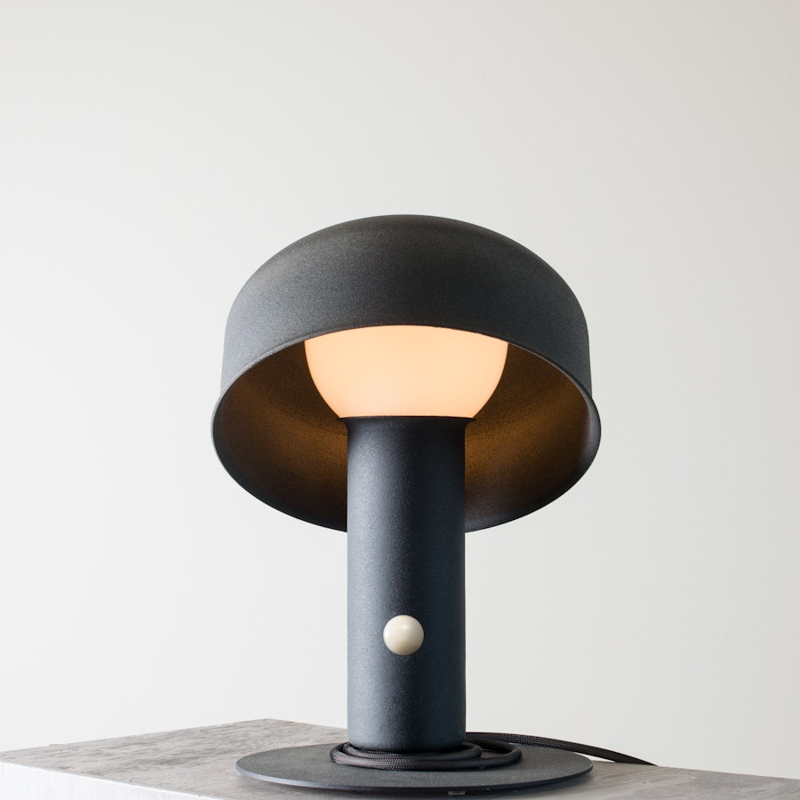 Dræbte Ligner Udholdenhed Pivot Table Lamp by A-N-D | Haute Living