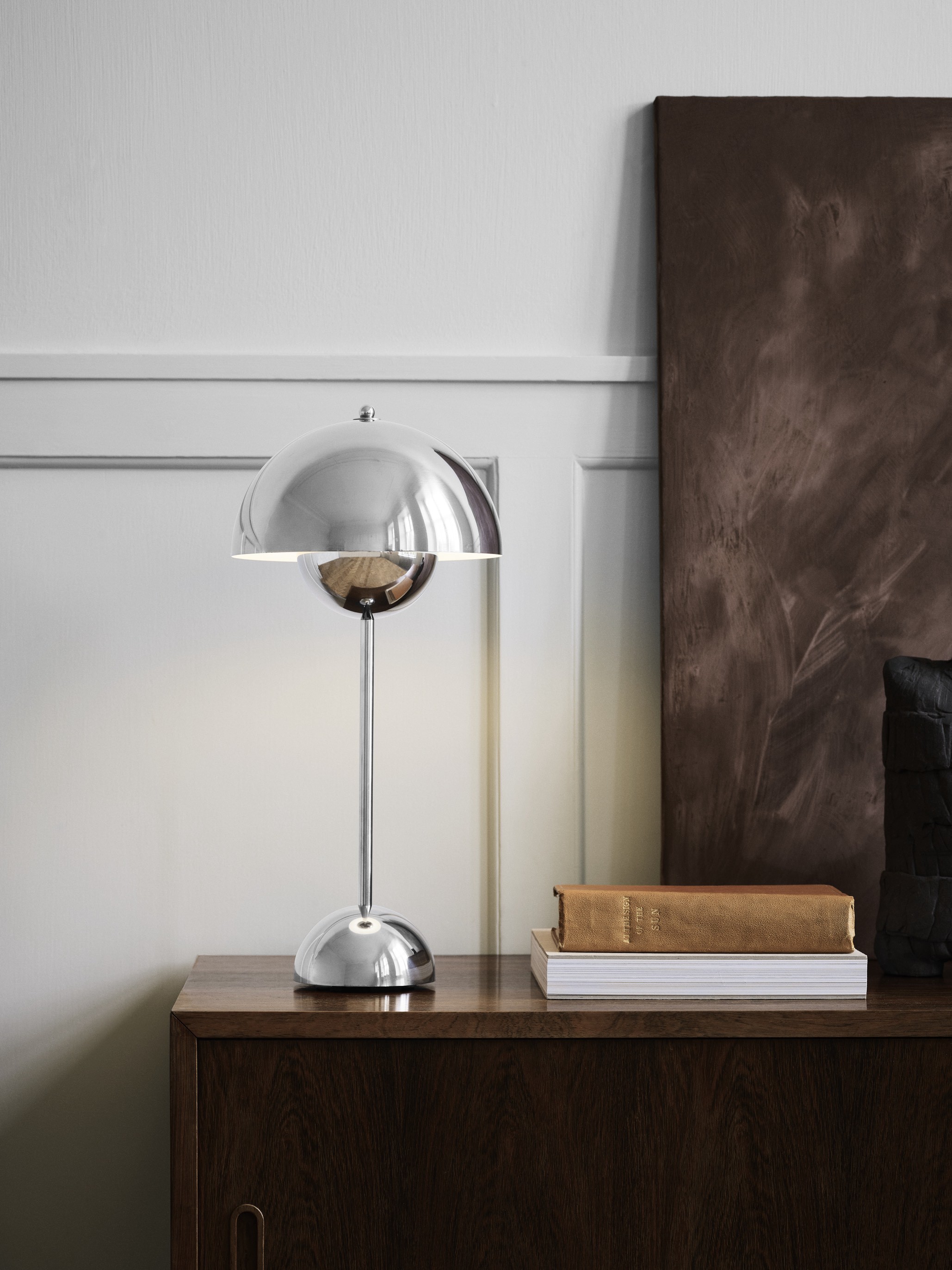 Flowerpot Table Lamp - VP3 by &Tradition | Haute Living