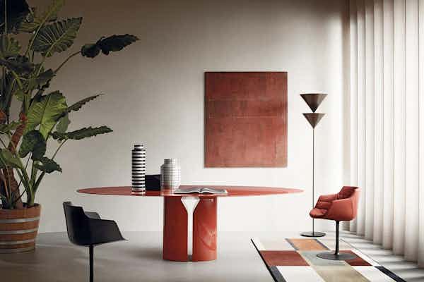 Gallery shw mariano comense2021 nvl table red flow slim collection min