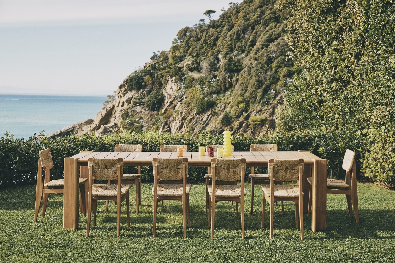 Sonora outdoor online dining table