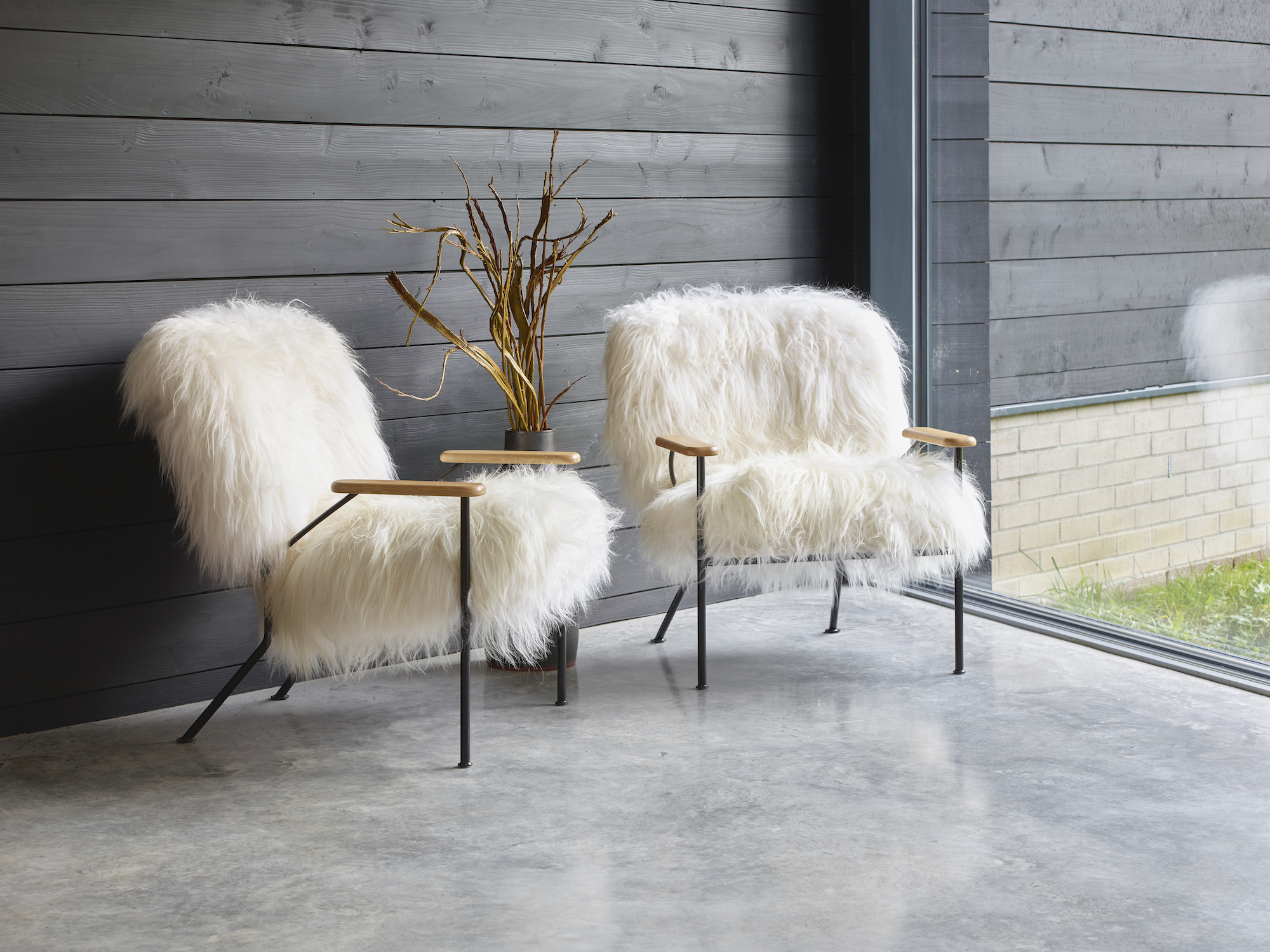 Lena 2025 sheepskin chair