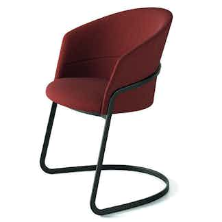 Viccarbe copa chair red angle haute living 190604 202707