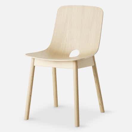 Woud furniture mono dining chair oak haute living 2021 04 21 164222